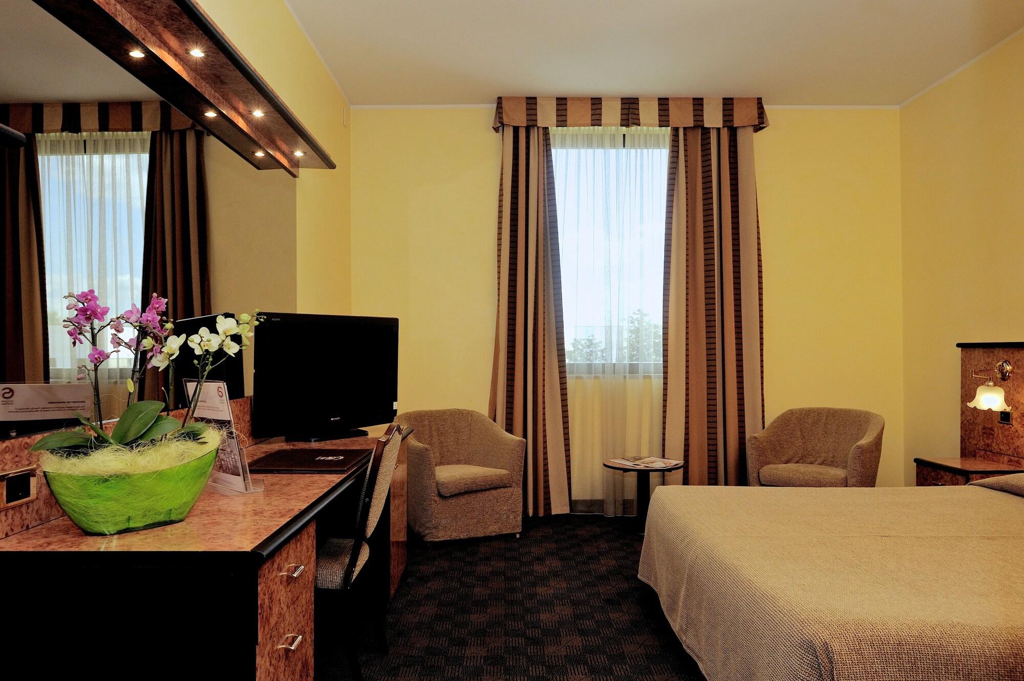 Hotel Le Moran Cusago Kamer foto